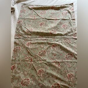 Ralph Lauren Hadley Sage Green Floral Standard Size Pillow Shams.